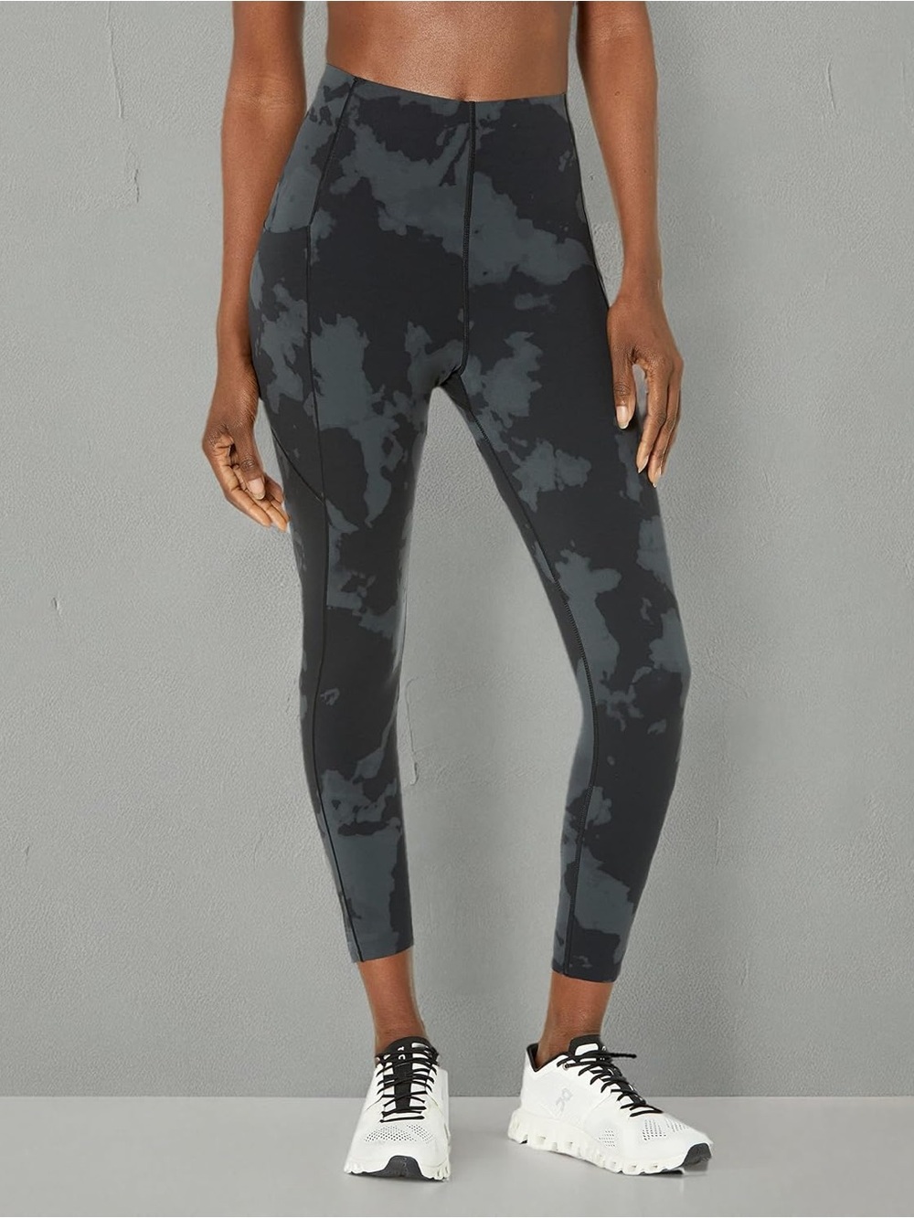 Sweaty Betty Power 7/8 Camo Workout Leggings Skull Detail Size S / US 6